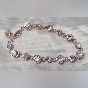 NWOT White Diamond Style Coloured Bracelet Glass Gems Clasp Closure